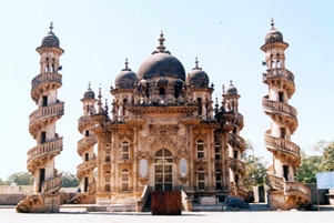 Mahabat Maqbara, Junagadh